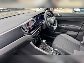 Used Volkswagen Polo 2022 for sale - 76124404: Photo 2