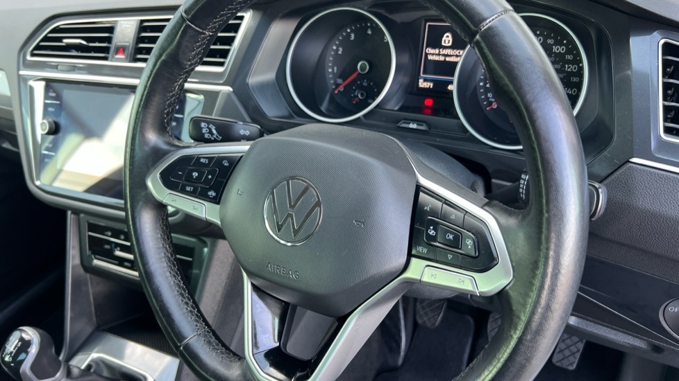 Used Volkswagen Tiguan 2022 for sale - 76146041: Photo 43