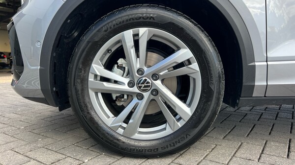 Used Volkswagen T-Roc 2025 for sale - 75758669: Photo 19