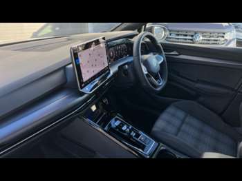 Used Volkswagen Golf 2024 for sale - 74706760: Photo