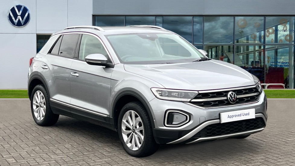 Used Volkswagen T-Roc 2024 for sale - 76276821: Photo 1