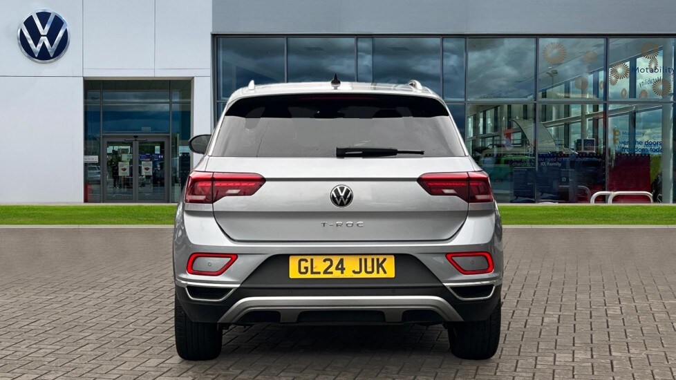 Used Volkswagen T-Roc 2024 for sale - 76276821: Photo 11