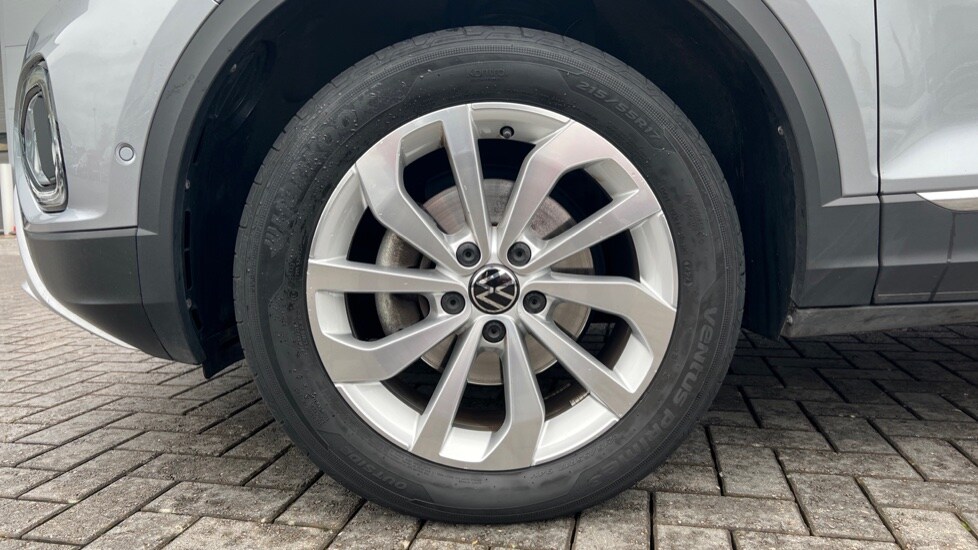 Used Volkswagen T-Roc 2024 for sale - 76276821: Photo 19