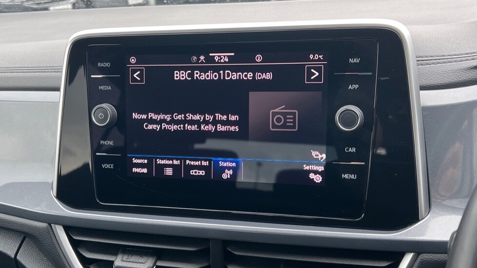 Used Volkswagen T-Roc 2024 for sale - 76276821: Photo 22