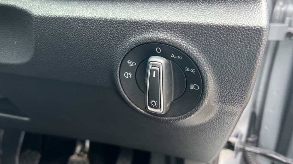 Used Volkswagen T-Roc 2024 for sale - 76276821: Photo 32