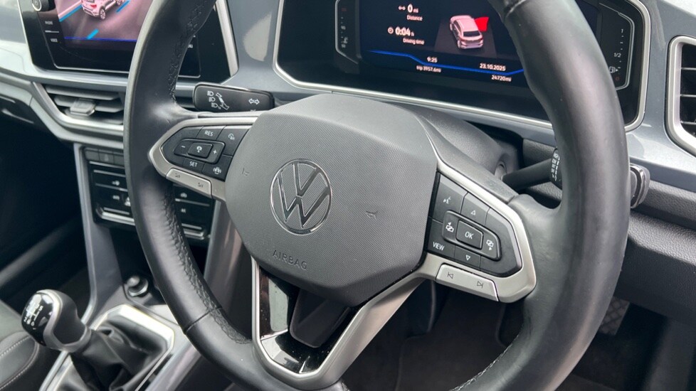 Used Volkswagen T-Roc 2024 for sale - 76276821: Photo 43