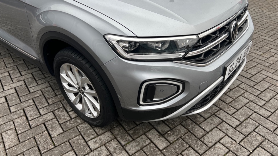 Used Volkswagen T-Roc 2024 for sale - 76276821: Photo 45