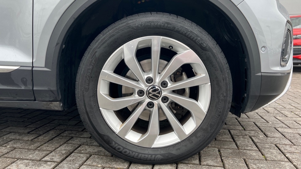 Used Volkswagen T-Roc 2024 for sale - 76276821: Photo 5