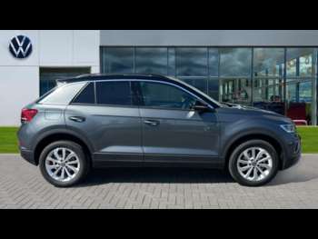 Used Volkswagen T-Roc 2025 for sale - 74794036: Photo