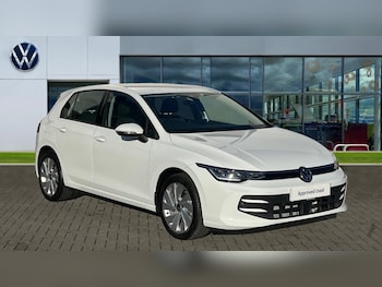 Used Volkswagen Golf 2025 for sale - 77010291: Photo