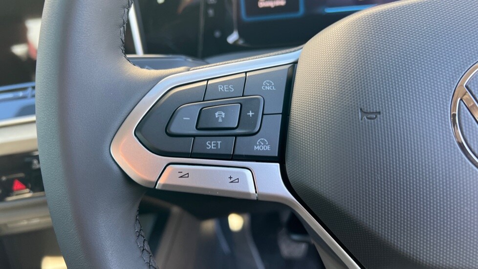 Used Volkswagen Golf 2025 for sale - 77010291: Photo 30