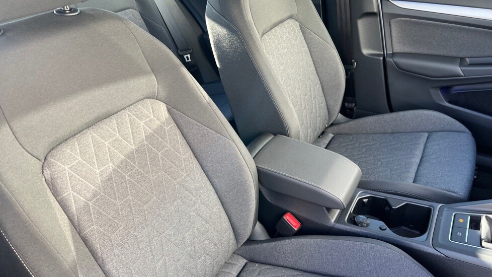 Used Volkswagen Golf 2025 for sale - 77010291: Photo 36