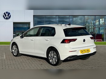 Used Volkswagen Golf 2025 for sale - 77010291: Photo