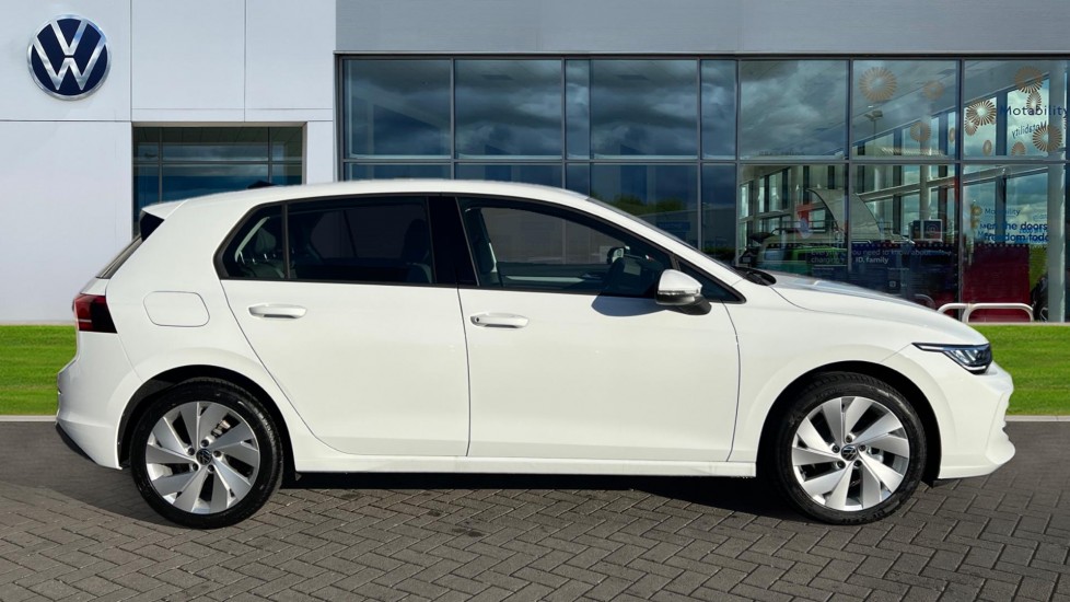 Used Volkswagen Golf 2025 for sale - 77010291: Photo 4