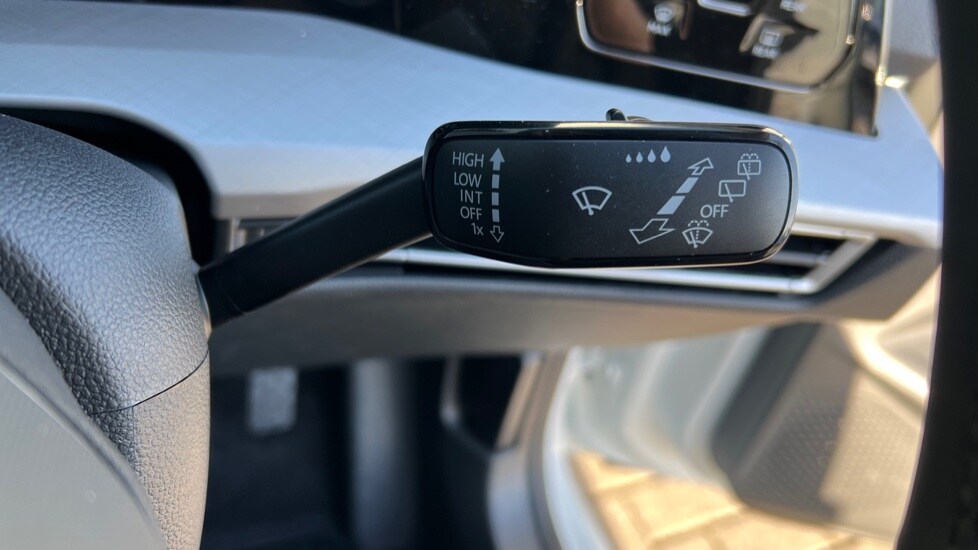 Used Volkswagen Golf 2025 for sale - 77010291: Photo 40