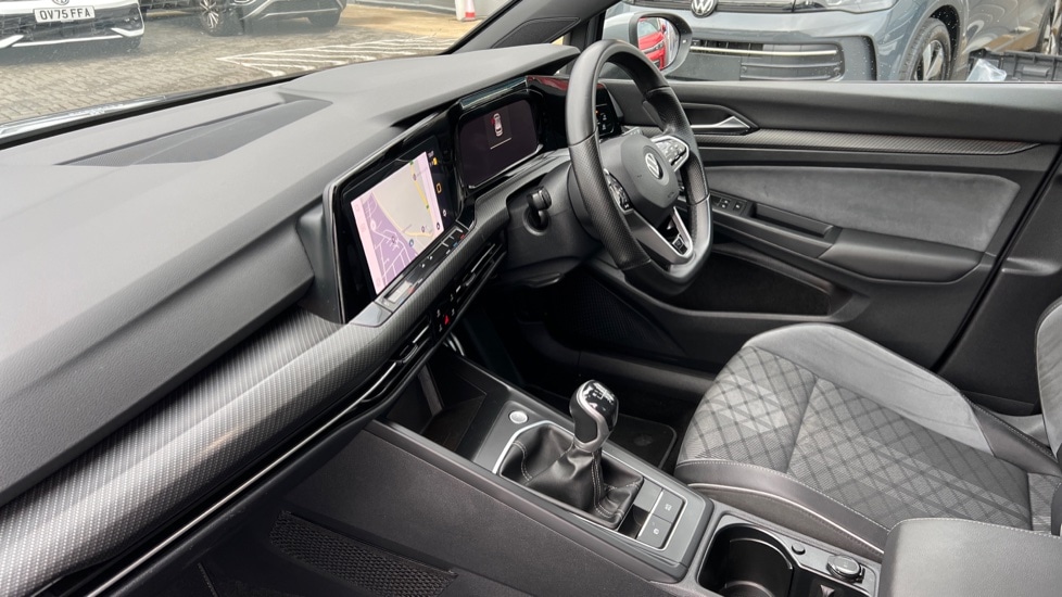 Used Volkswagen Golf 2021 for sale - 76660701: Photo 2