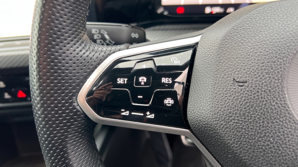 Used Volkswagen Golf 2021 for sale - 76660701: Photo 30