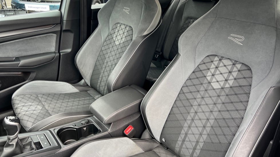 Used Volkswagen Golf 2021 for sale - 76660701: Photo 37