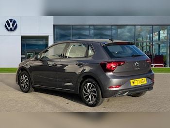 Used Volkswagen Polo 2023 for sale - 76609459: Photo