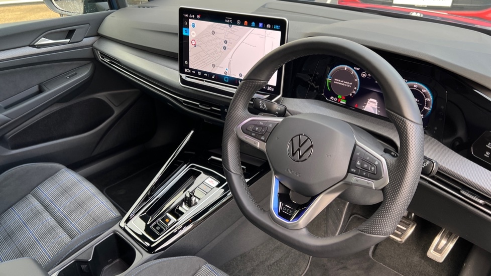 Used Volkswagen Golf 2025 for sale - 76428021: Photo 6