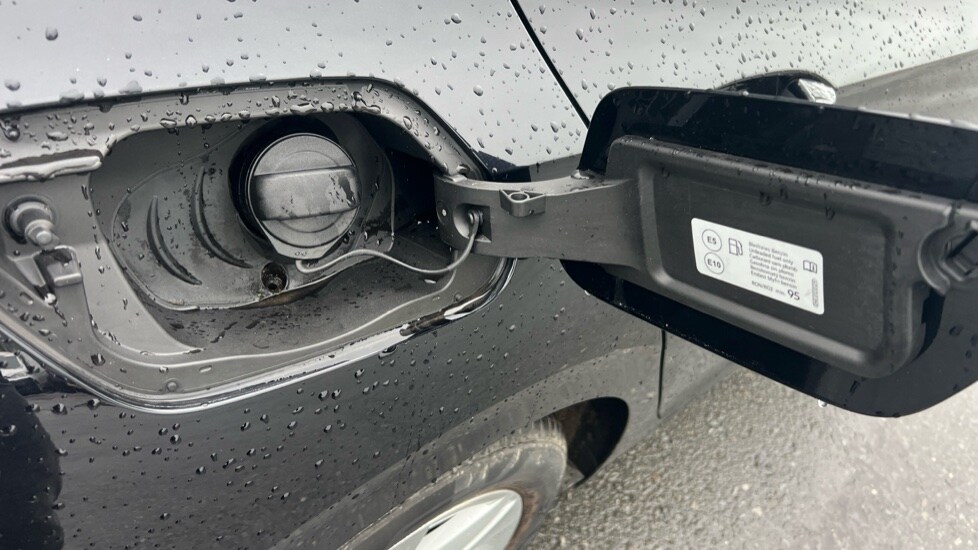 Used Volkswagen Golf 2020 for sale - 76458977: Photo 29