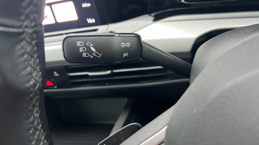 Used Volkswagen Golf 2020 for sale - 76458977: Photo 33