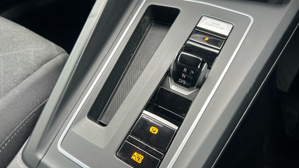 Used Volkswagen Golf 2020 for sale - 76458977: Photo 36