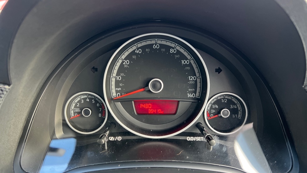 Used Volkswagen up! 2018 for sale - 76668242: Photo 14