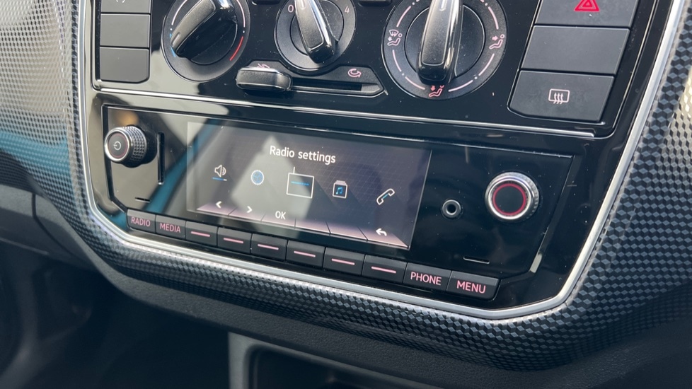 Used Volkswagen up! 2018 for sale - 76668242: Photo 25