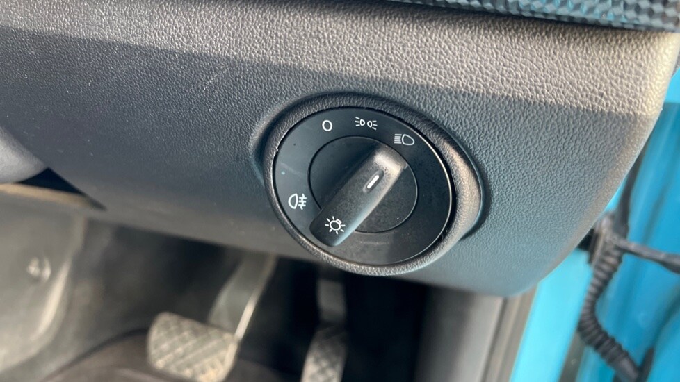 Used Volkswagen up! 2018 for sale - 76668242: Photo 32