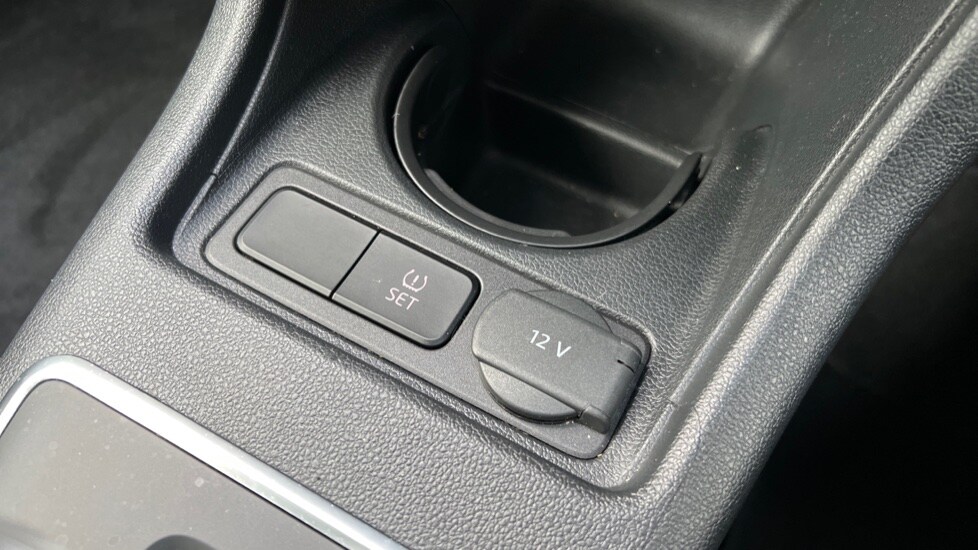 Used Volkswagen up! 2018 for sale - 76668242: Photo 35