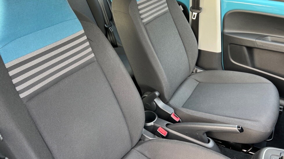 Used Volkswagen up! 2018 for sale - 76668242: Photo 36