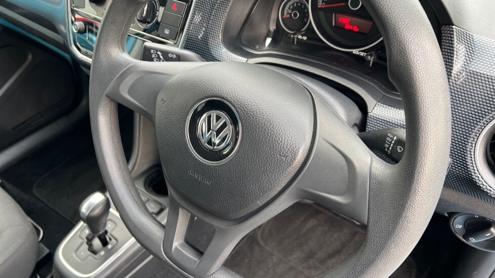 Used Volkswagen up! 2018 for sale - 76668242: Photo 44