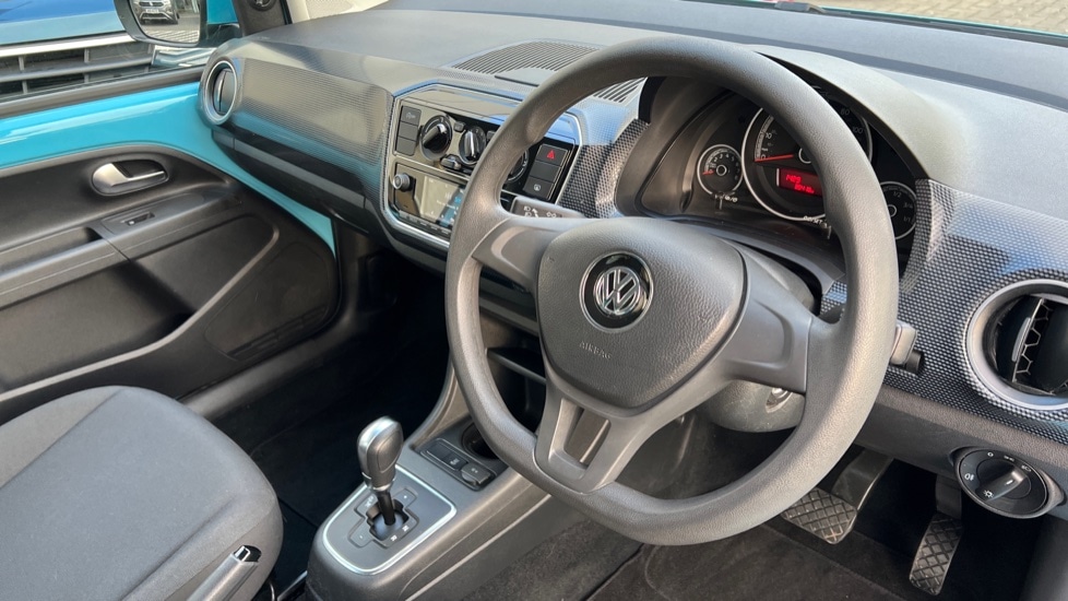 Used Volkswagen up! 2018 for sale - 76668242: Photo 6