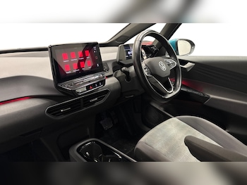 Used Volkswagen ID.3 2022 for sale - 76338908: Photo 2