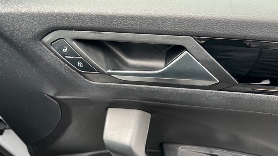 Used Volkswagen T-Roc 2022 for sale - 77010236: Photo 44