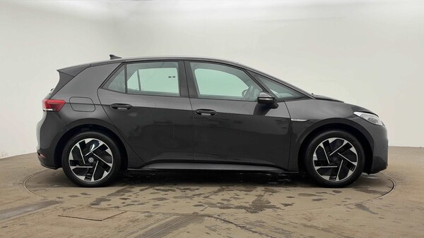 Used Volkswagen ID.3 2025 for sale - 76217047: Photo 4