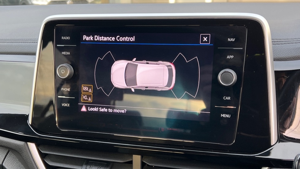 Used Volkswagen T-Roc 2022 for sale - 77035997: Photo 23