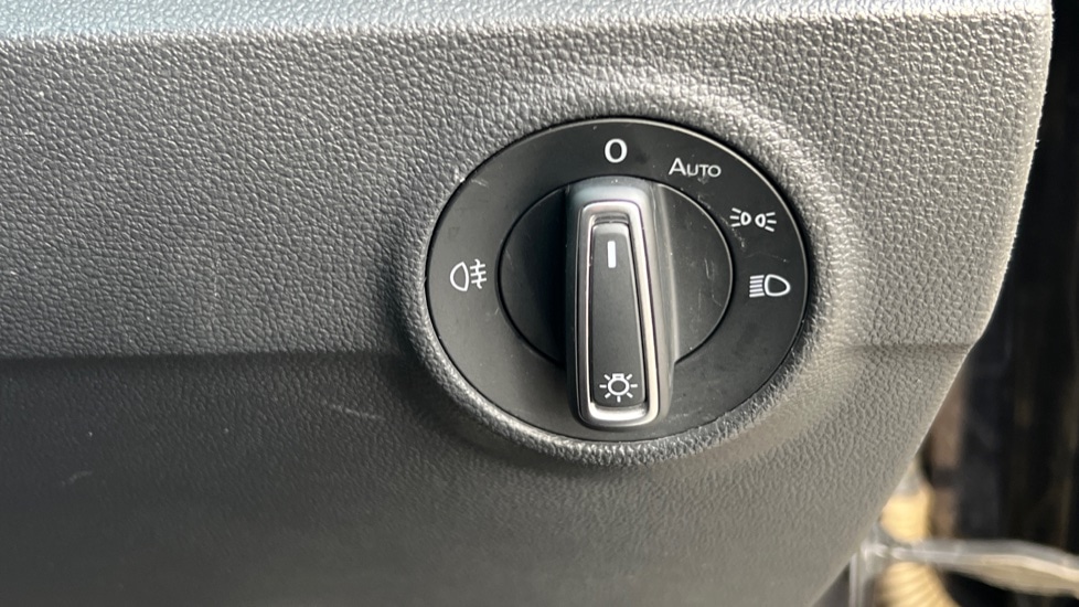 Used Volkswagen T-Roc 2022 for sale - 77035997: Photo 32