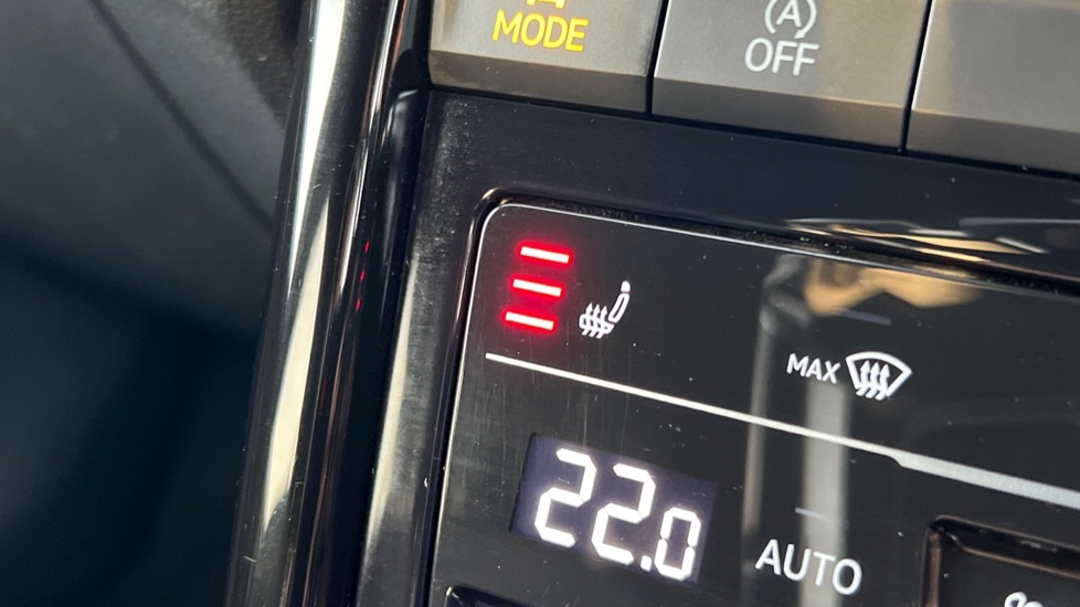 Used Volkswagen T-Roc 2022 for sale - 77035997: Photo 35