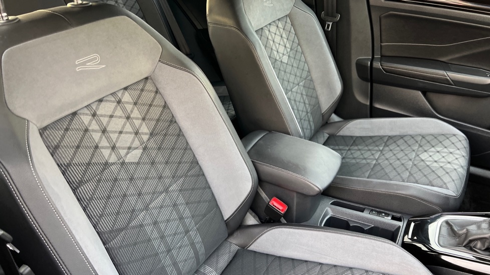 Used Volkswagen T-Roc 2022 for sale - 77035997: Photo 36