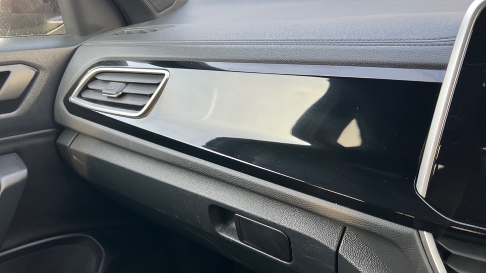 Used Volkswagen T-Roc 2022 for sale - 77035997: Photo 41