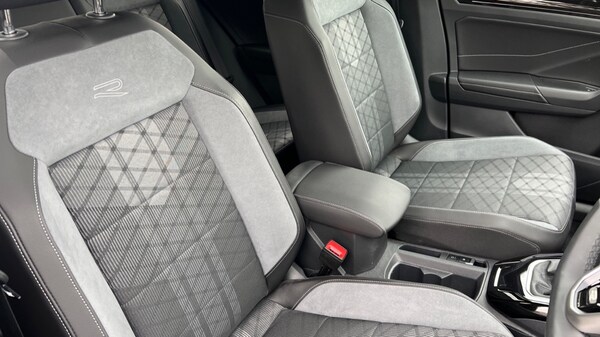 Used Volkswagen T-Roc 2025 for sale - 76116898: Photo 36