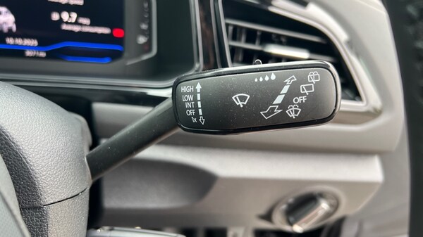 Used Volkswagen T-Roc 2025 for sale - 76116898: Photo 40