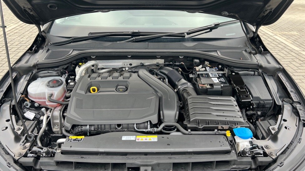 Used Volkswagen Golf 2022 for sale - 76104097: Photo 17