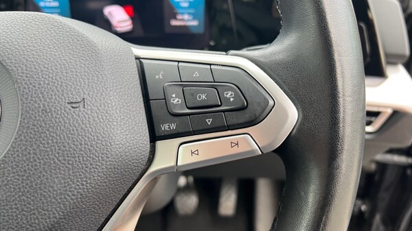 Used Volkswagen Golf 2022 for sale - 76104097: Photo 31