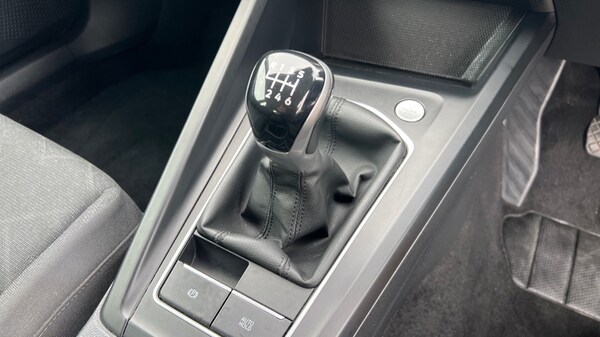 Used Volkswagen Golf 2022 for sale - 76104097: Photo 34