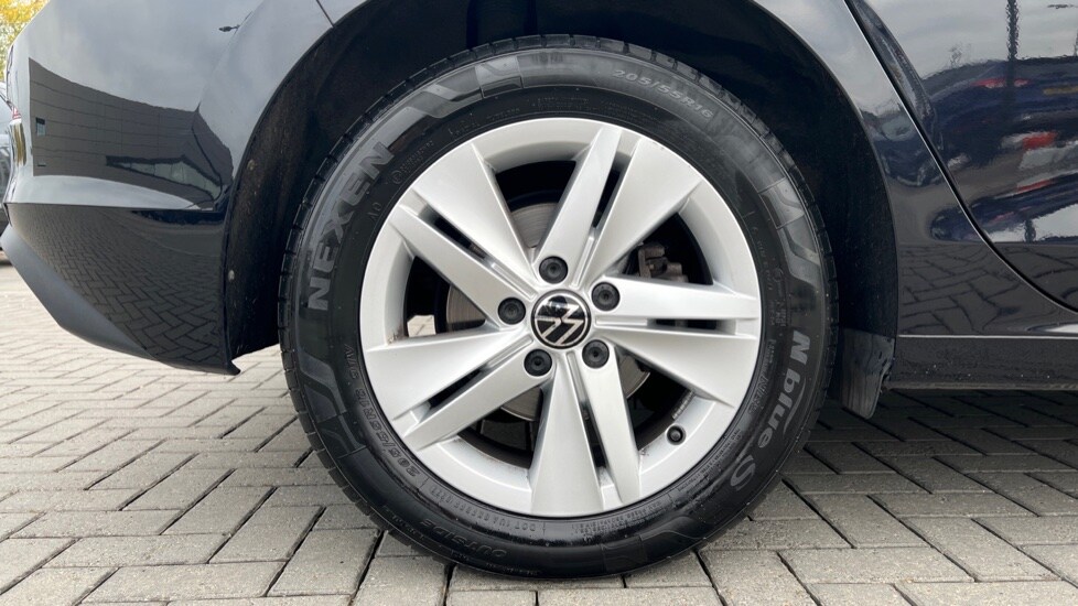 Used Volkswagen Golf 2022 for sale - 76104097: Photo 5