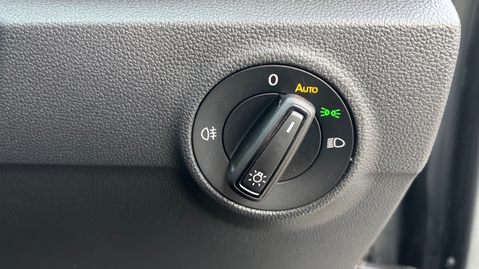 Used Volkswagen T-Roc 2025 for sale - 77053399: Photo 34