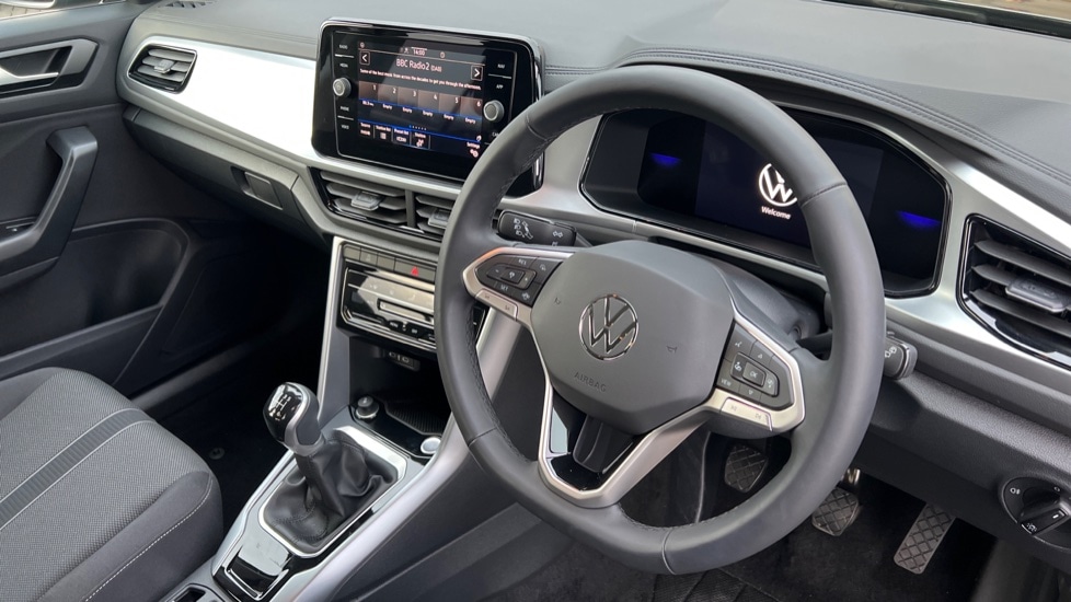 Used Volkswagen T-Roc 2025 for sale - 77053399: Photo 6